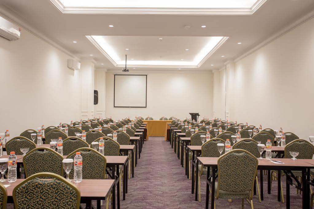 Same Hotel مالانغ المظهر الخارجي الصورة